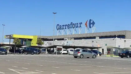 Carrefour Polígono ígono Industrial Los Polvillares, Manzana 1. Plan Parcial I-3, Lucena
