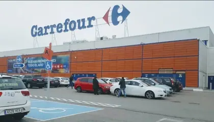 Carrefour Avenida Las Suertes, s/n, Madrid