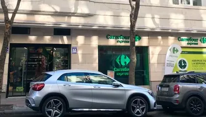 Carrefour Express Calle de Villanueva, 24, Madrid