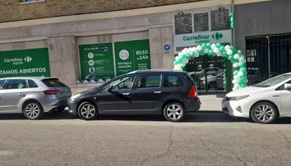Carrefour Express María de Guzmán, 25, Madrid