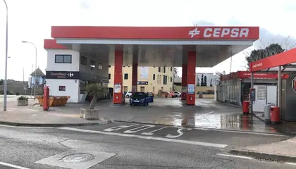 Carrefour Express Calle Jose Anselmo Clave, Esquina Paseo de Circunvalación, Junto a la Estación Cepsa, Mahón