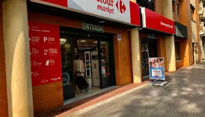Carrefour Market Avenida de Juan Sebastián Elcano, 30, Málaga