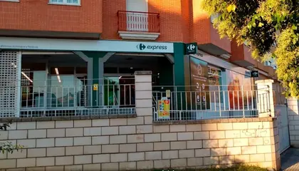 Carrefour Express Avenida Lusitania, 15, Mérida