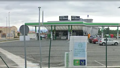 Carrefour Express Camino Fuente Basilio, 2, Junto a la estación de servicio, Miranda del Ebro