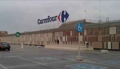 Carrefour Avenida Miguel de Cervantes, 106, Murcia