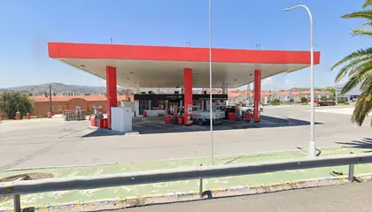 Carrefour Express A-31, Pk 204,7. Dirección Alicante, Junto a la Estación Cepsa, Petrer