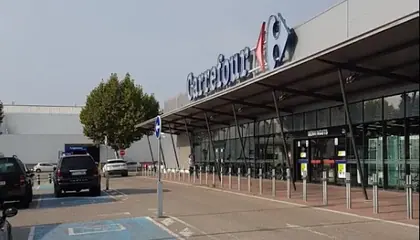 Carrefour Carretera Manresa a Berga, km. 1, Sant Fruitós del Bages