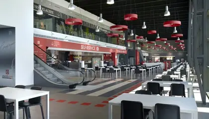 Carrefour Express Autovía A-4, salida 262, En el área de servicio, Santa Elena