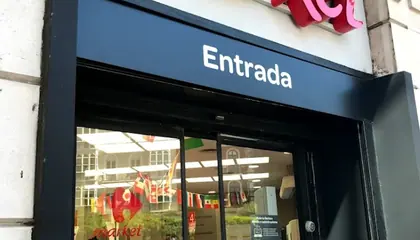 Carrefour Market Jesús Monasterio, 23, Santander