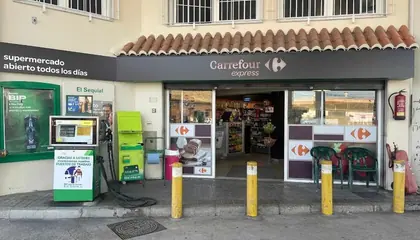 Carrefour Express Avenida del Mar, 5, Junto a la estación de servicio, Sueca