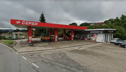 Carrefour Express N-120, Pk. 660,3, Junto a la Estación Cepsa, Tameiga