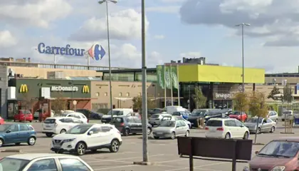 Carrefour Avenida Extremadura, s/n, Sector Montserrat, Terrassa