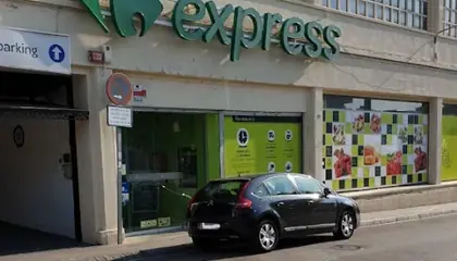 Carrefour Express Calle Cervantes, 89-91, Terrassa