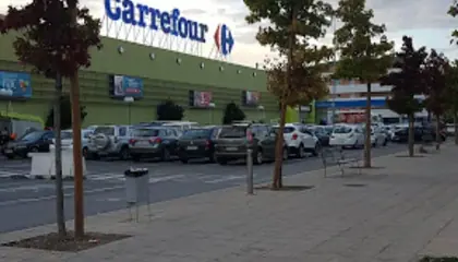 Carrefour Avenida de Linares, s/n, Úbeda