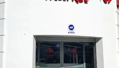 Carrefour Market Avenida Andalucía esquina avenida Buenavista, Vejer de la Frontera
