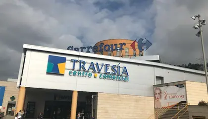 Carrefour Travesía de Vigo, 202, Centro Comercial Travesia, Vigo