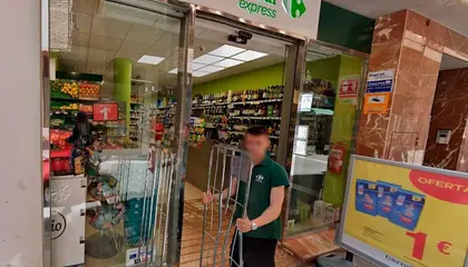 Carrefour Express Calle Josep Tarradellas, 7, Vilafranca del Penedés