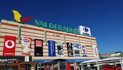 Carrefour Avenida Cardenal Cisneros, s/n, Zamora
