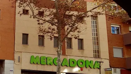 Mercadona Avenida Reina Victoria Eugenia, 30, Cartagena