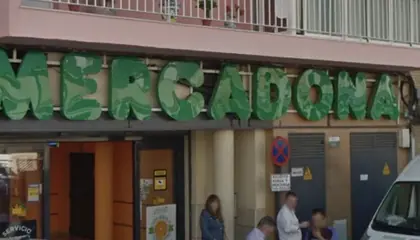 Mercadona Avenida Primero de Mayo, 48, Coria del Río