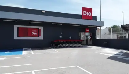 Dia Avenida Blas Infante 10, Alameda