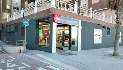 Dia Paseo Maritimo Esquina Calle Quesada 2, Almería