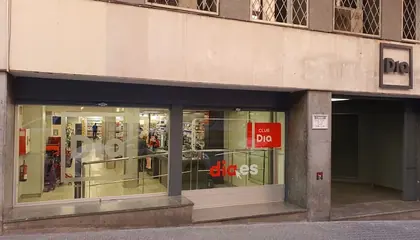 Dia Calle Pau Alsina 64, Barcelona