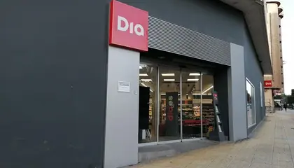 Dia Avenida Libertad 6/8, Camargo