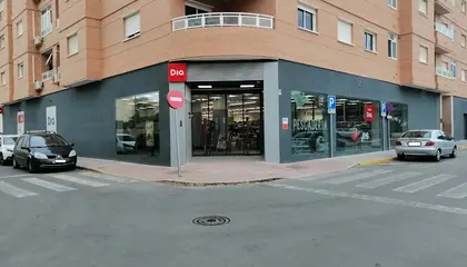 Dia Calle Bernini, C/río Júcar y C/julio César 19, Ejido