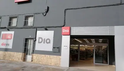 Dia Calle Azorin 9, Iniesta