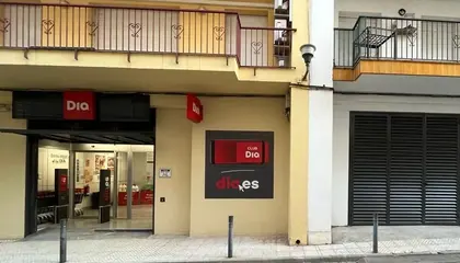 Dia Calle Bernat Metge 19, Llançà