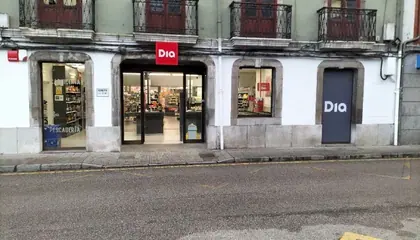 Dia Avenida Sotomayor 3, Oviedo