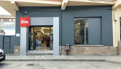 Dia Avenida De la Estación 2,4, Salas de los Infantes