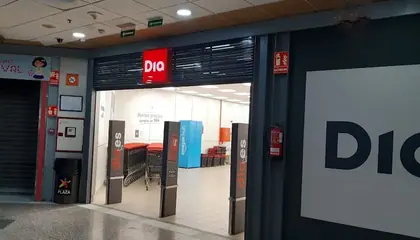 Dia Avenida Almirante Leon Herrero Nº 17 Centro Comercial Plaza, San Fernando