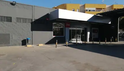 Dia Avenida Pero Mingo 31, Sevilla