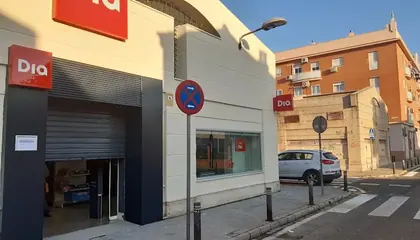 Dia Calle Morena S/N, Sevilla