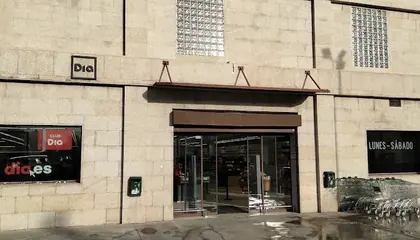 Dia Avenida De Monfrague S/N, Trujillo