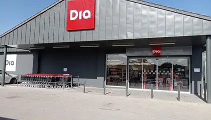 Dia Avenida Escultor Juan Rios Quintero S/N, Utrera