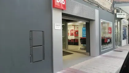 Dia Calle Doctor Esquerdo 1, Valladolid