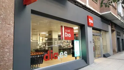 Dia Avenida Compromiso de Caspe 56, Zaragoza