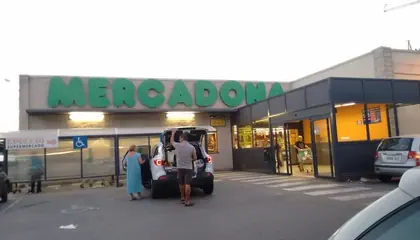Mercadona Avenida Andalucía, 144, Estepona