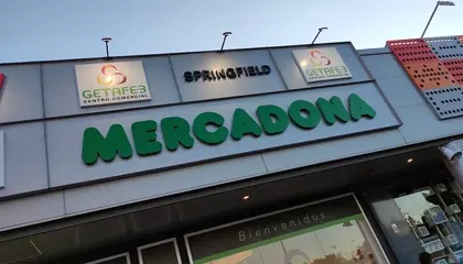 Mercadona Plaza Juan Carlos L, 1, Getafe