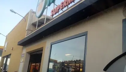 Mercadona Calle Jesús Denazaret, 3, Jaén
