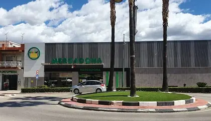 Mercadona Calle Poeta Llorente, 157, La Pobla de Vallbona