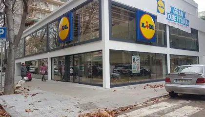Lidl Calle del Treball 238, Barcelona