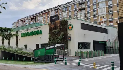 Mercadona Calle Pintor Juan Gris, 3, Madrid