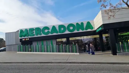 Mercadona Calle Sant Cristófol, 64, Manresa