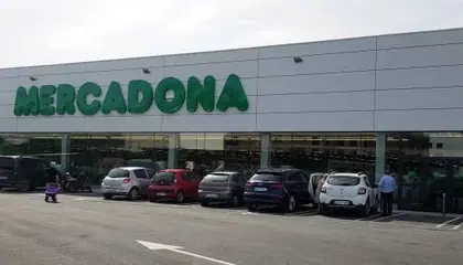 Mercadona Avenida de la Paz, 41, Mula