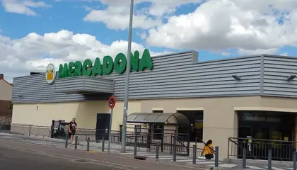 Mercadona Calle Lago del Retiro, 5, Parla
