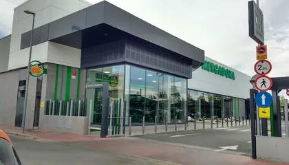 Mercadona Plaza Navegran, s/n, Peligros